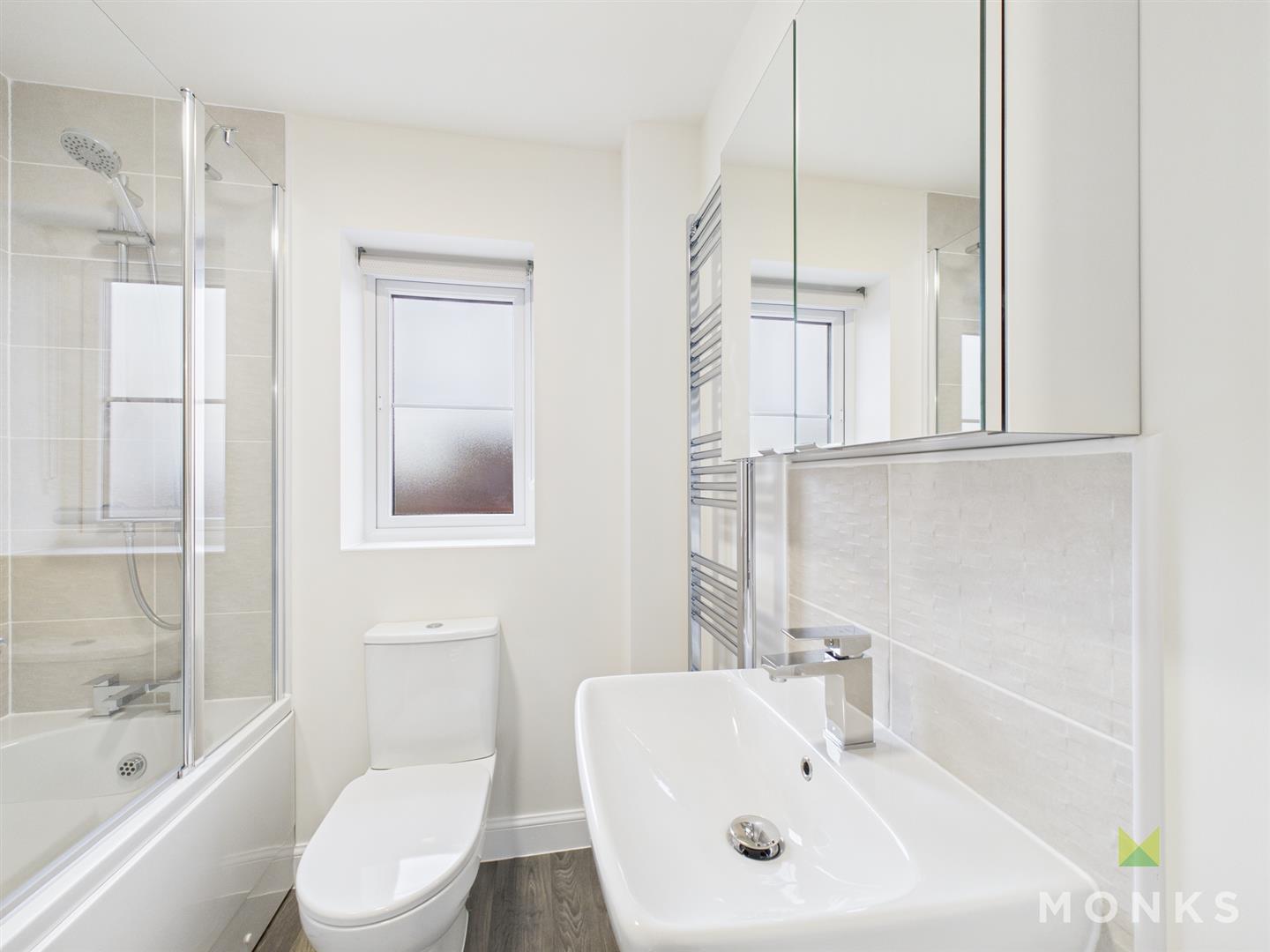 12 Yewbrey Close, Shrewsbury, SY3 5FG For Sale